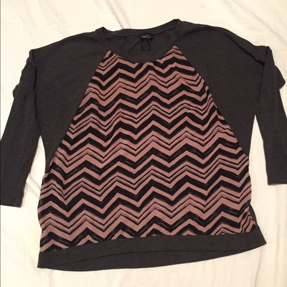 EUC/Top/size medium Rue21 - Picture 2 of 8